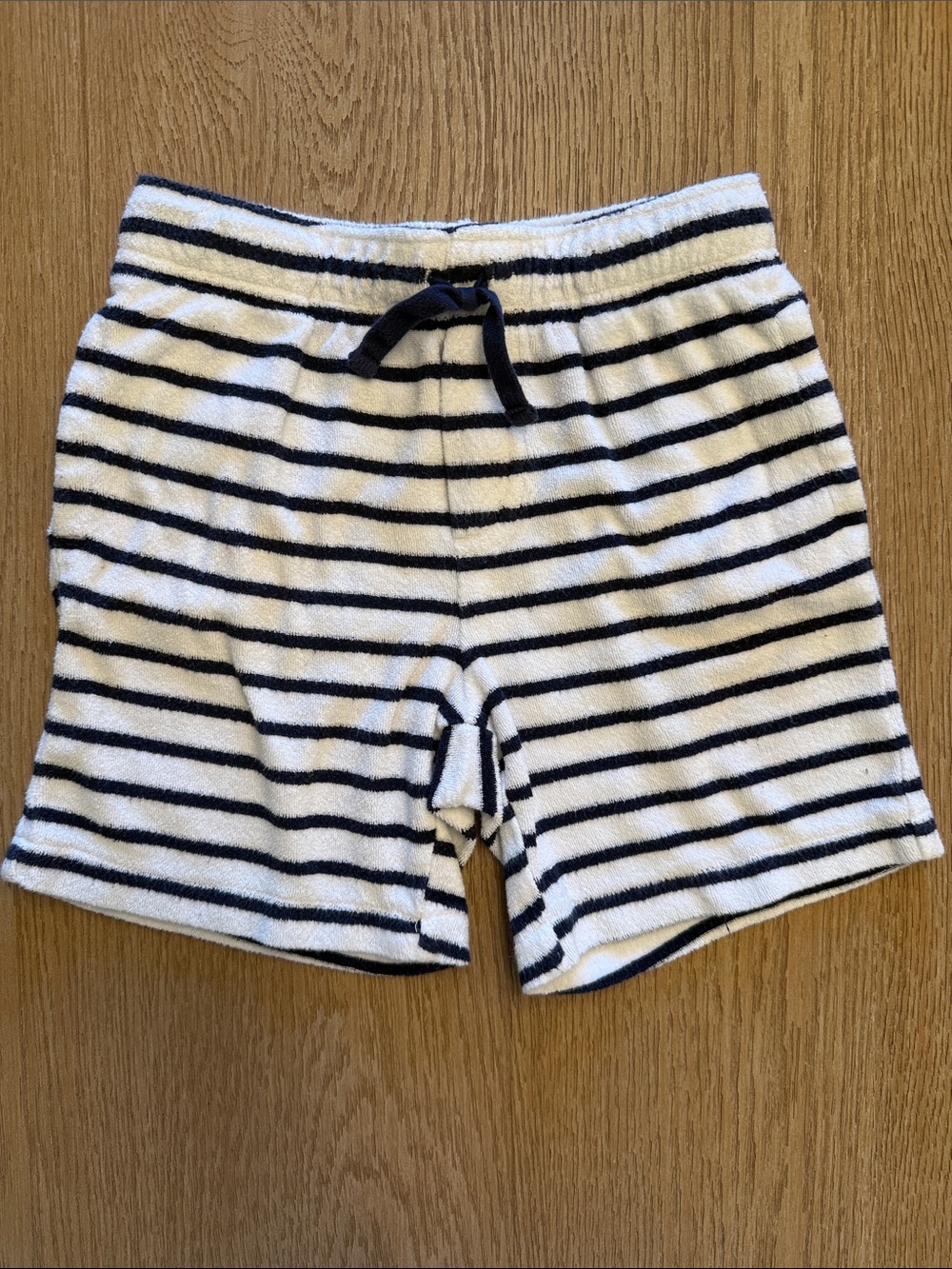 Janie and Jack Boys Sz 6 White and Navy Striped Terry Drawstring Shorts